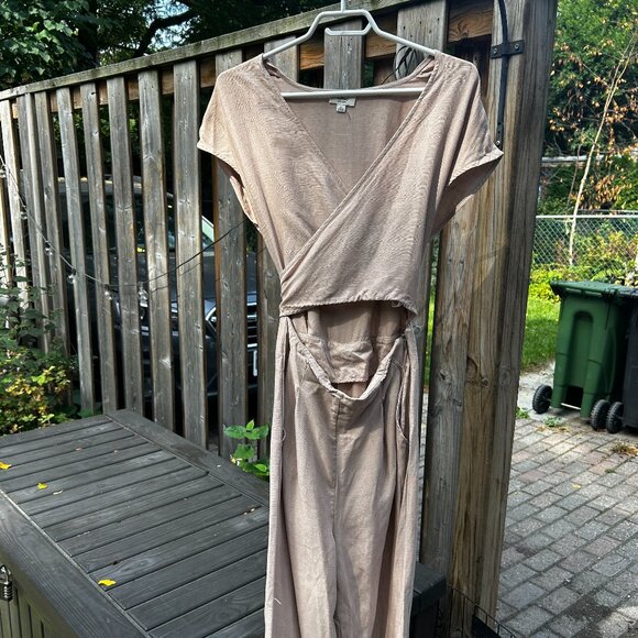 Aritzia Brax Linen Jumpsuit - Picture 1 of 10